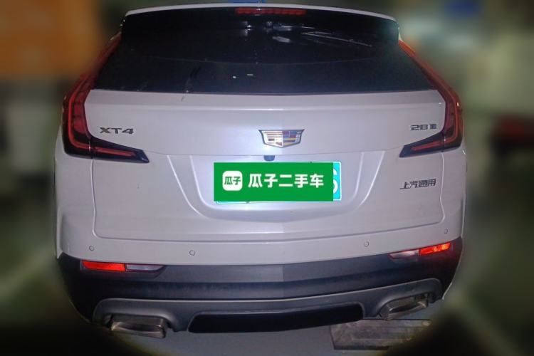 Used Cadillac XT4 2022 28T Two-Wheel-Drive Luxury Version Rear