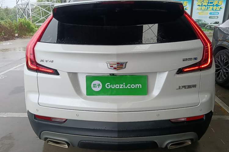Used Cadillac XT4 2022 28T Two-Wheel Drive Prestige Version Rear