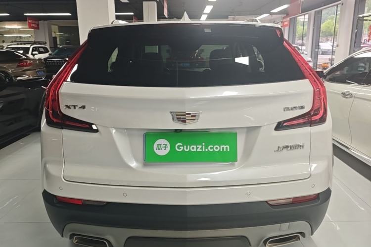 Used Cadillac XT4 2022 28T Two-Wheel-Drive Luxury Version Rear