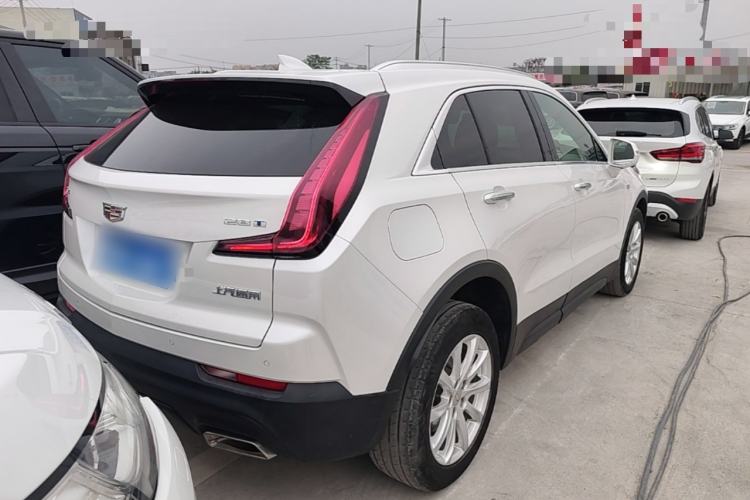 Used Cadillac XT4 2022 28T Two-Wheel Drive Fashion Edition Rear Right 45 Deg