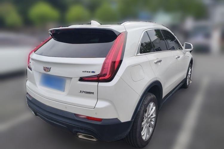 Used Cadillac XT4 2022 28T Two-Wheel Drive Fashion Edition Rear Right 45 Deg