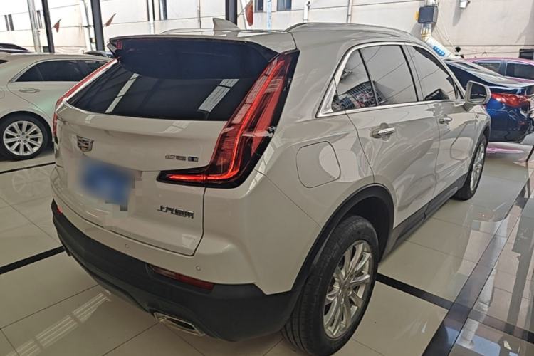 Used Cadillac XT4 2022 28T Two-Wheel Drive Fashion Edition Rear Right 45 Deg