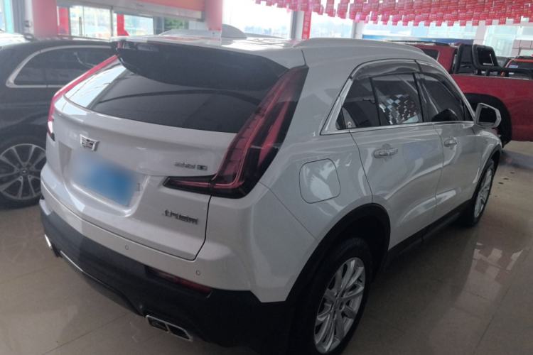 Used Cadillac XT4 2022 28T Two-Wheel Drive Fashion Edition Rear Right 45 Deg