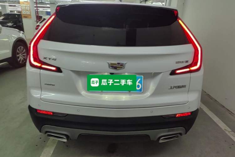 Used Cadillac XT4 2022 28T Four-Wheel Drive Prestige Version Rear