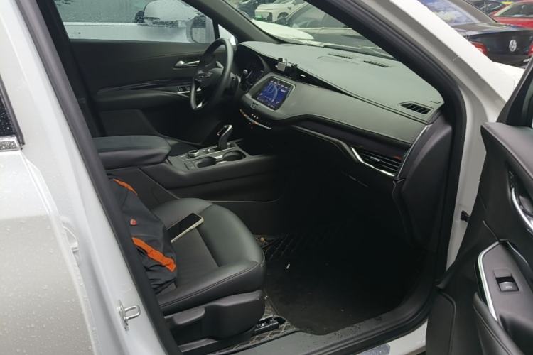 Used Cadillac XT4 2022 28T Two-Wheel Drive Fashion Edition Right Front Seat