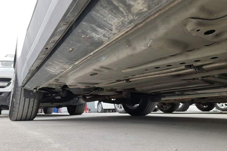 Used Cadillac XT4 2022 28T Two-Wheel Drive Fashion Edition Right Side Sill