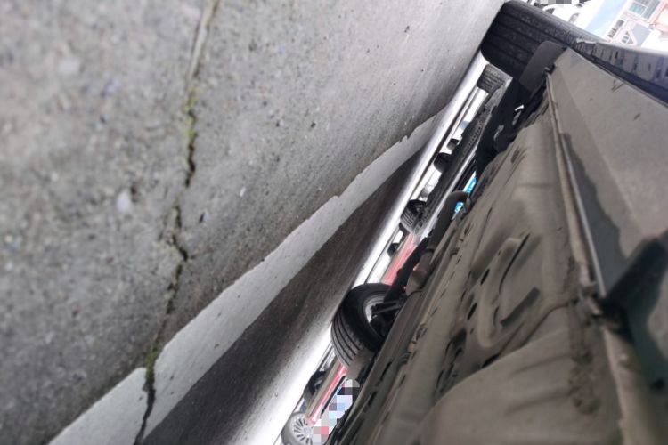 Used Cadillac XT4 2022 28T Two-Wheel Drive Fashion Edition Right Side Sill