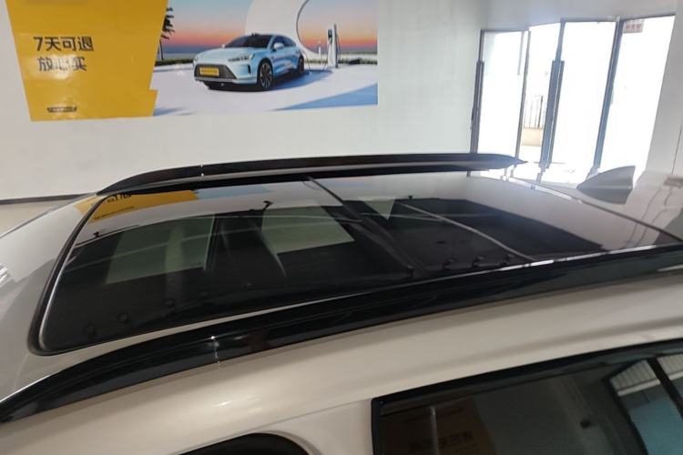 Used Cadillac XT4 2022 28T Four-Wheel Drive Platinum Edition Roof