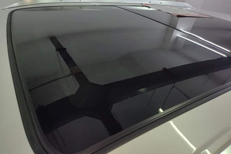 Used Cadillac XT4 2022 28T Four-Wheel Drive Prestige Version Roof