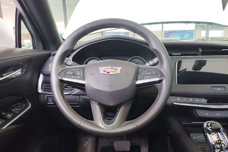 Used Cadillac XT4 2022 28T Two-Wheel Drive Fashion Edition Steering Wheel