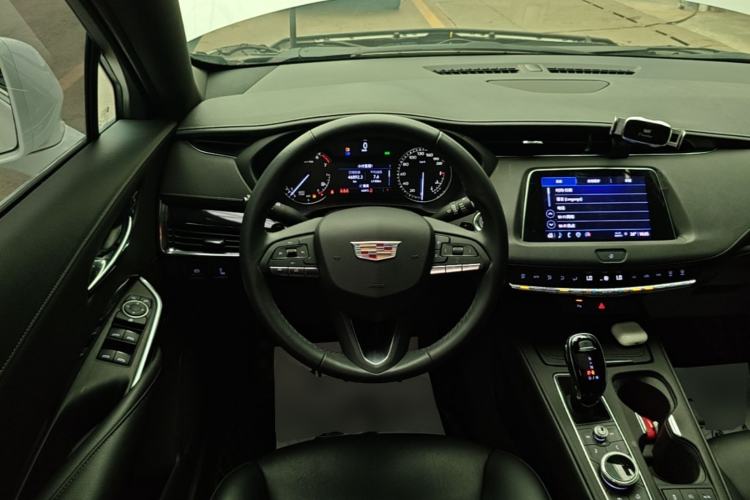 Used Cadillac XT4 2022 28T Two-Wheel Drive Fashion Edition Steering Wheel