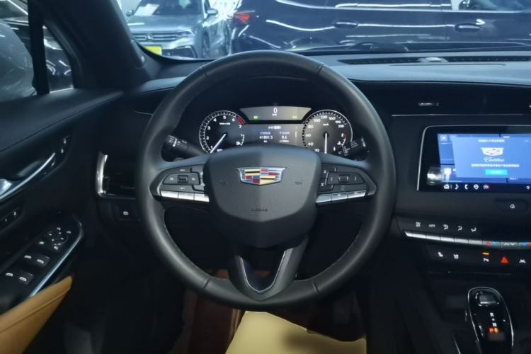 Used Cadillac XT4 2022 28T Four-Wheel Drive Prestige Version Steering Wheel