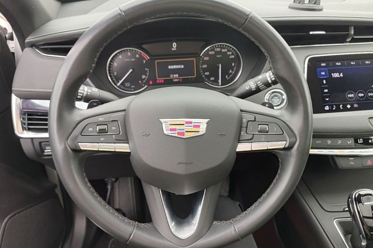 Used Cadillac XT4 2022 28T Two-Wheel Drive Fashion Edition Steering Wheel