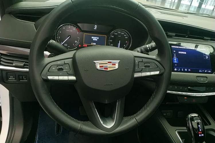 Used Cadillac XT4 2022 28T Two-Wheel Drive Fashion Edition Steering Wheel