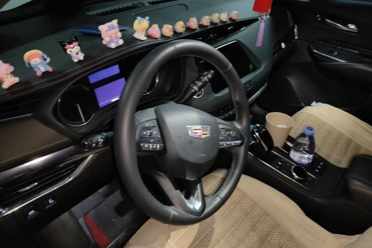 Used Cadillac XT4 2022 28T Two-Wheel Drive Fashion Edition Steering Wheel
