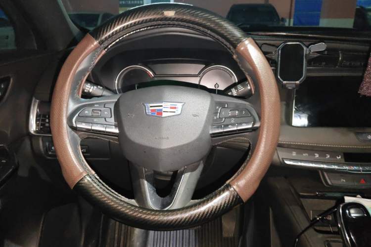 Used Cadillac XT4 2022 28T Two-Wheel Drive Fashion Edition Steering Wheel