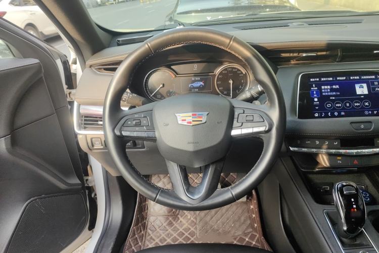 Used Cadillac XT4 2022 28T Two-Wheel Drive Fashion Edition Steering Wheel