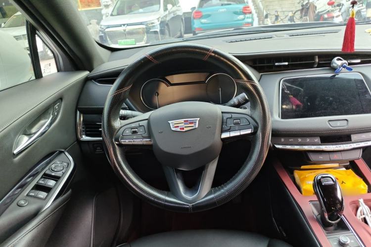 Used Cadillac XT4 2022 28T Two-Wheel Drive Fashion Edition Steering Wheel