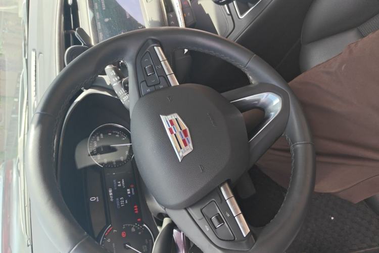 Used Cadillac XT4 2022 28T Two-Wheel Drive Fashion Edition Steering Wheel