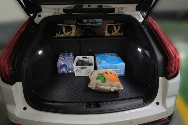 Used Cadillac XT4 2022 28T Two-Wheel Drive Fashion Edition Trunk