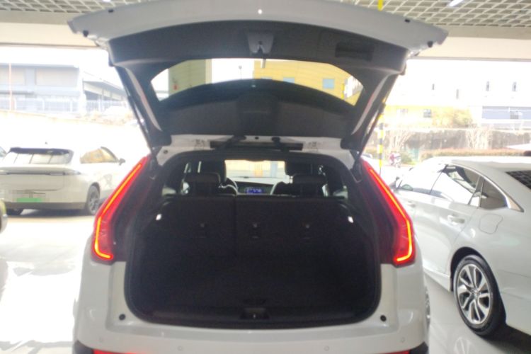 Used Cadillac XT4 2022 28T Two-Wheel Drive Fashion Edition Trunk