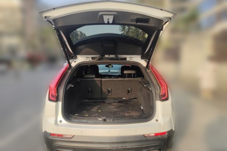 Used Cadillac XT4 2022 28T Two-Wheel Drive Fashion Edition Trunk