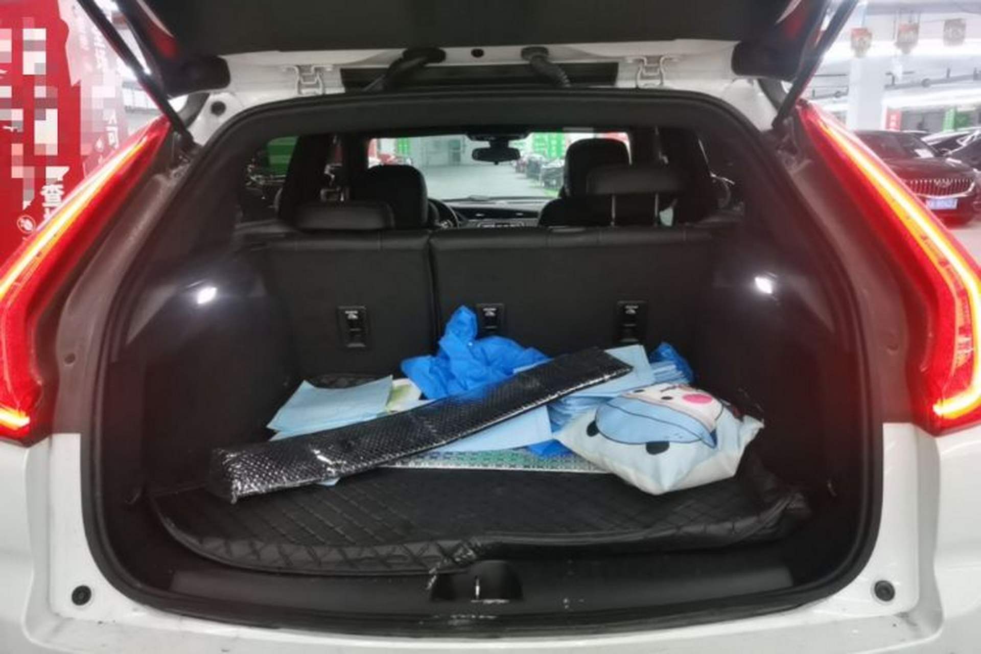Used Cadillac XT4 2022 28T Two-Wheel Drive Fashion Edition Trunk