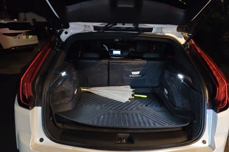 Used Cadillac XT4 2022 28T Two-Wheel Drive Fashion Edition Trunk
