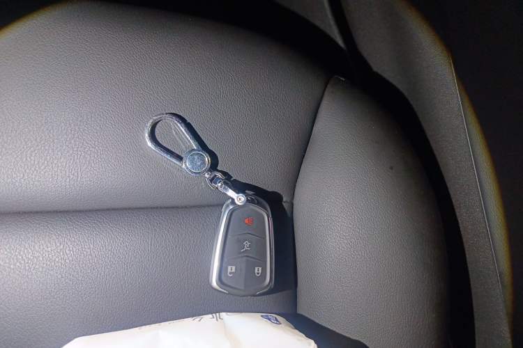 Used Cadillac XT4 2022 28T Two-Wheel-Drive Luxury Version Vehicle Key