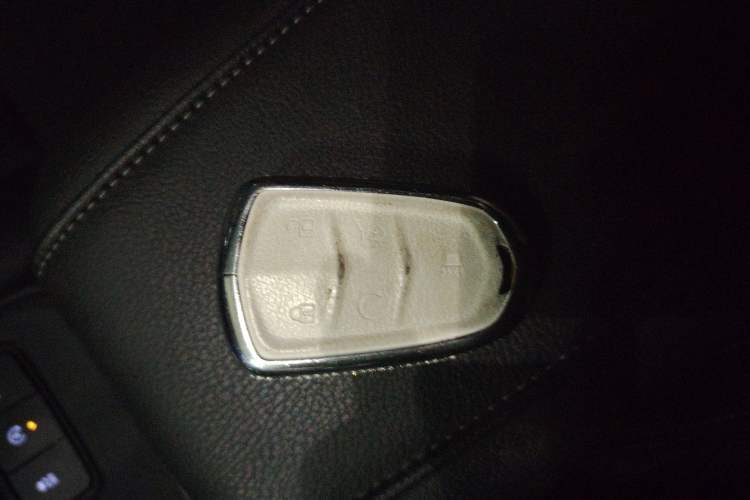 Used Cadillac XT4 2022 28T Two-Wheel Drive Fashion Edition Vehicle Key
