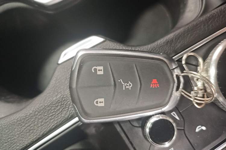Used Cadillac XT4 2022 28T Two-Wheel-Drive Luxury Version Vehicle Key