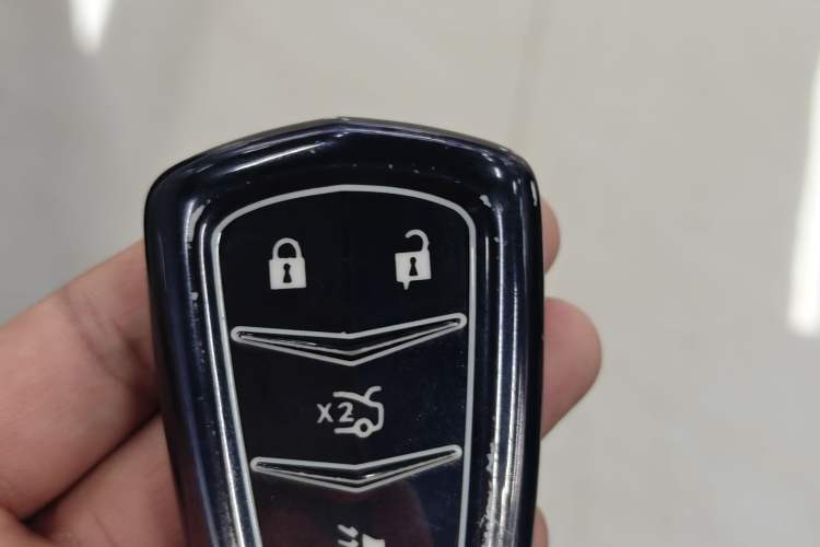 Used Cadillac XT4 2022 28T Two-Wheel-Drive Luxury Version Vehicle Key