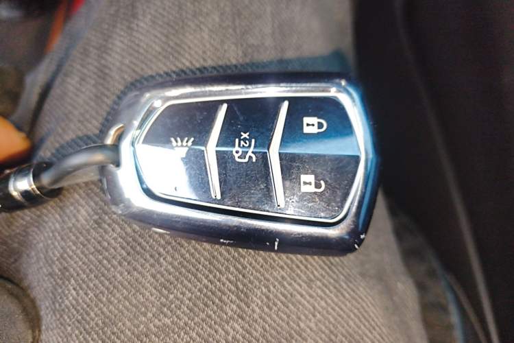 Used Cadillac XT4 2022 28T Two-Wheel Drive Fashion Edition Vehicle Key