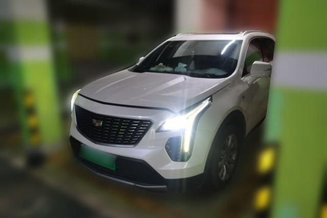 Used Cadillac XT4 2022 28T Two-Wheel-Drive Luxury Version