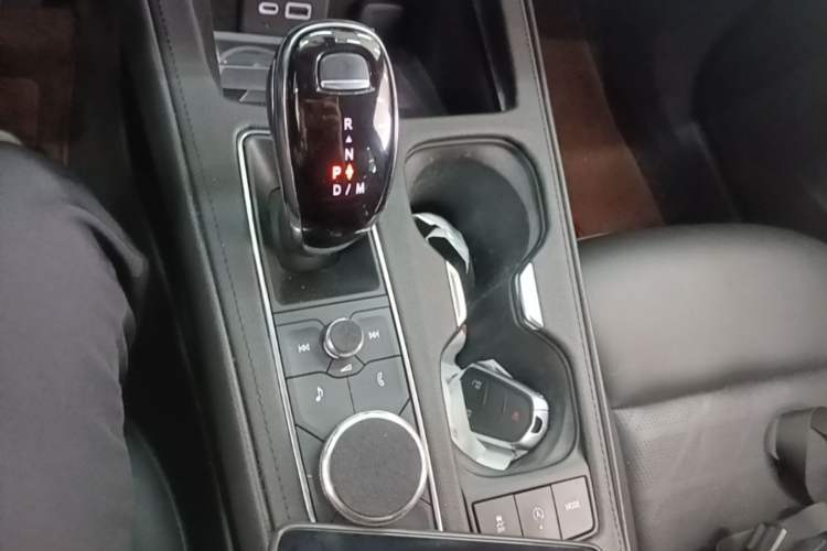 Used Cadillac XT4 2022 28T Two-Wheel Drive Fashion Edition Gear Lever