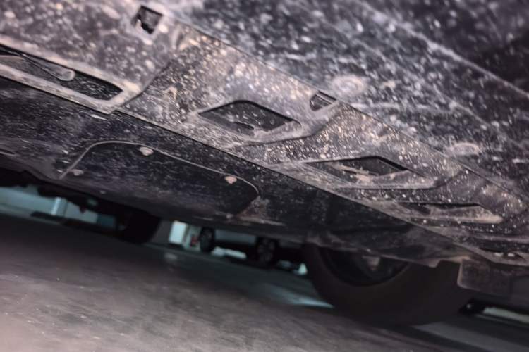 Used Cadillac XT4 2023 28T Two-Wheel-Drive Luxury Version Chassis Front