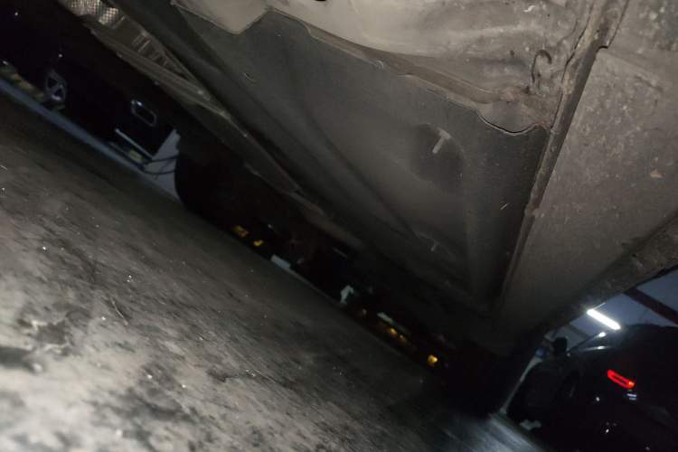 Used Cadillac XT4 2023 28T Two-Wheel Drive Prestige Version Chassis Front Left