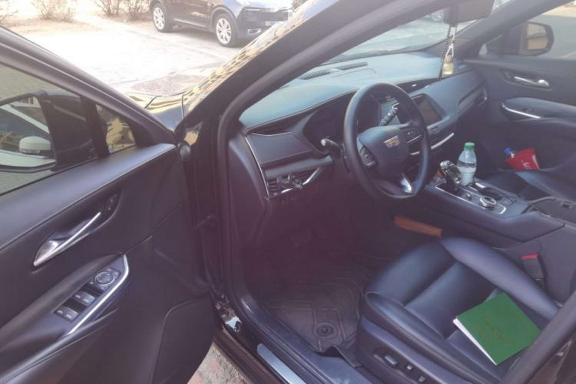 Used Cadillac XT4 2023 28T Two-Wheel-Drive Luxury Version Driver Seat