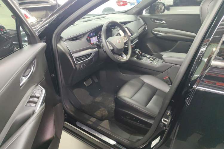 Used Cadillac XT4 2023 28T Two-Wheel-Drive Luxury Version Driver Seat