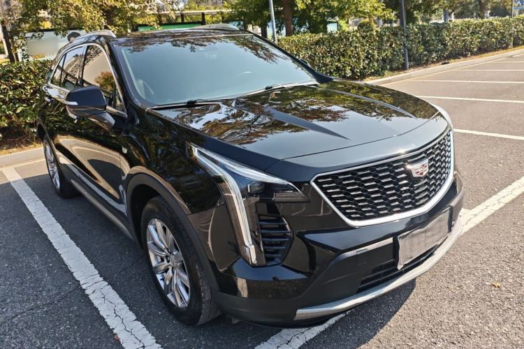 Used Cadillac XT4 2023 28T Two-Wheel Drive Prestige Version Exterior 2
