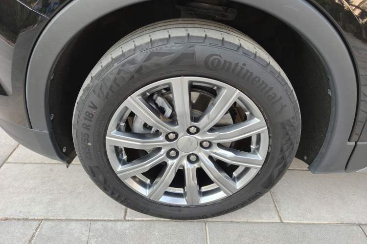Used Cadillac XT4 2023 28T Two-Wheel Drive Prestige Version Exterior 7