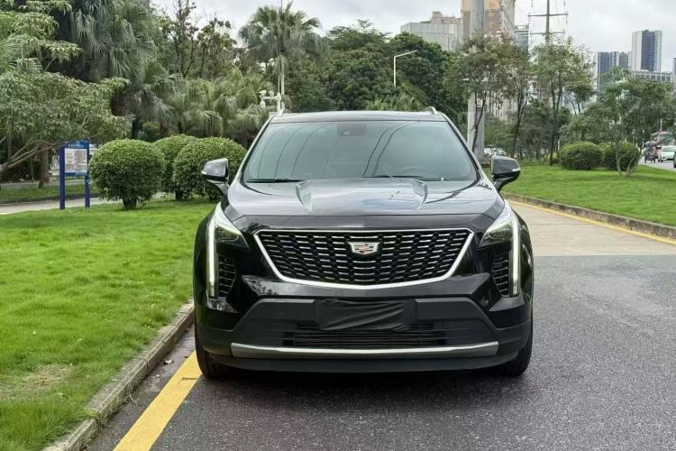 Used Cadillac XT4 2023 28T Two-Wheel Drive Prestige Version Front