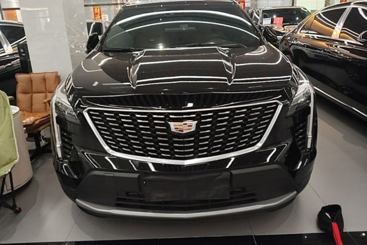 Used Cadillac XT4 2023 28T Two-Wheel Drive Prestige Version Front