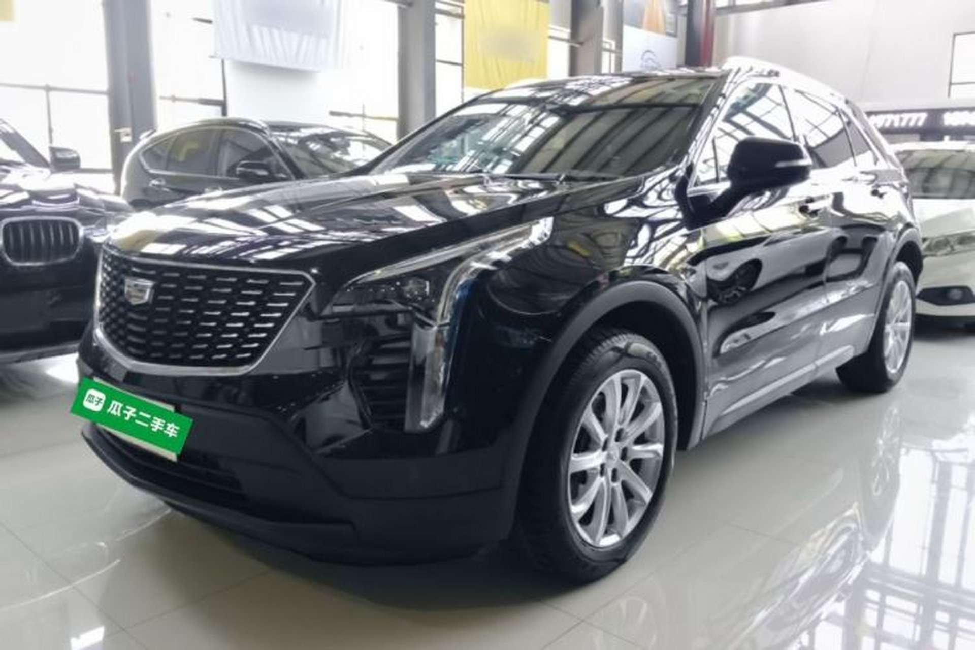 Used Cadillac XT4 2023 28T Two-Wheel Drive Fashion Edition Front Left 45 Deg