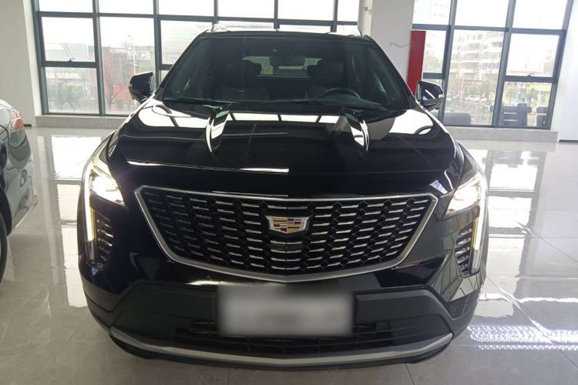 Used Cadillac XT4 2023 28T Two-Wheel-Drive Luxury Version Front