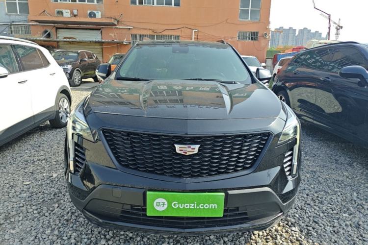 Used Cadillac XT4 2023 28T Two-Wheel-Drive Luxury Version Front
