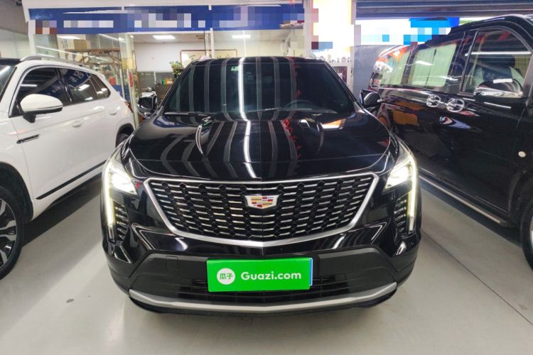 Used Cadillac XT4 2023 28T Two-Wheel-Drive Luxury Version Front