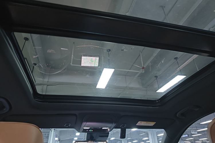 Used Cadillac XT4 2023 28T Two-Wheel Drive Prestige Version Headliner