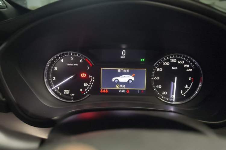 Used Cadillac XT4 2023 28T Two-Wheel-Drive Luxury Version Instrument Cluster