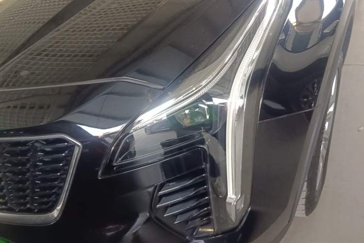 Used Cadillac XT4 2023 28T Two-Wheel Drive Prestige Version Left Front Headlight
